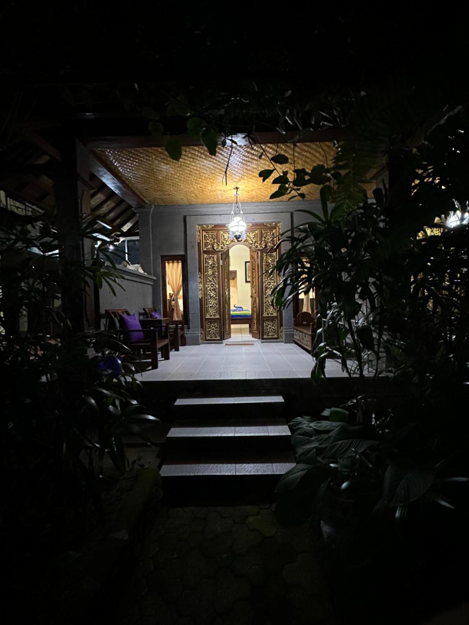 Nirvana Pension Ubud Exteriér fotografie