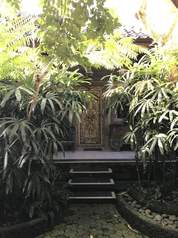 Nirvana Pension Ubud Exteriér fotografie